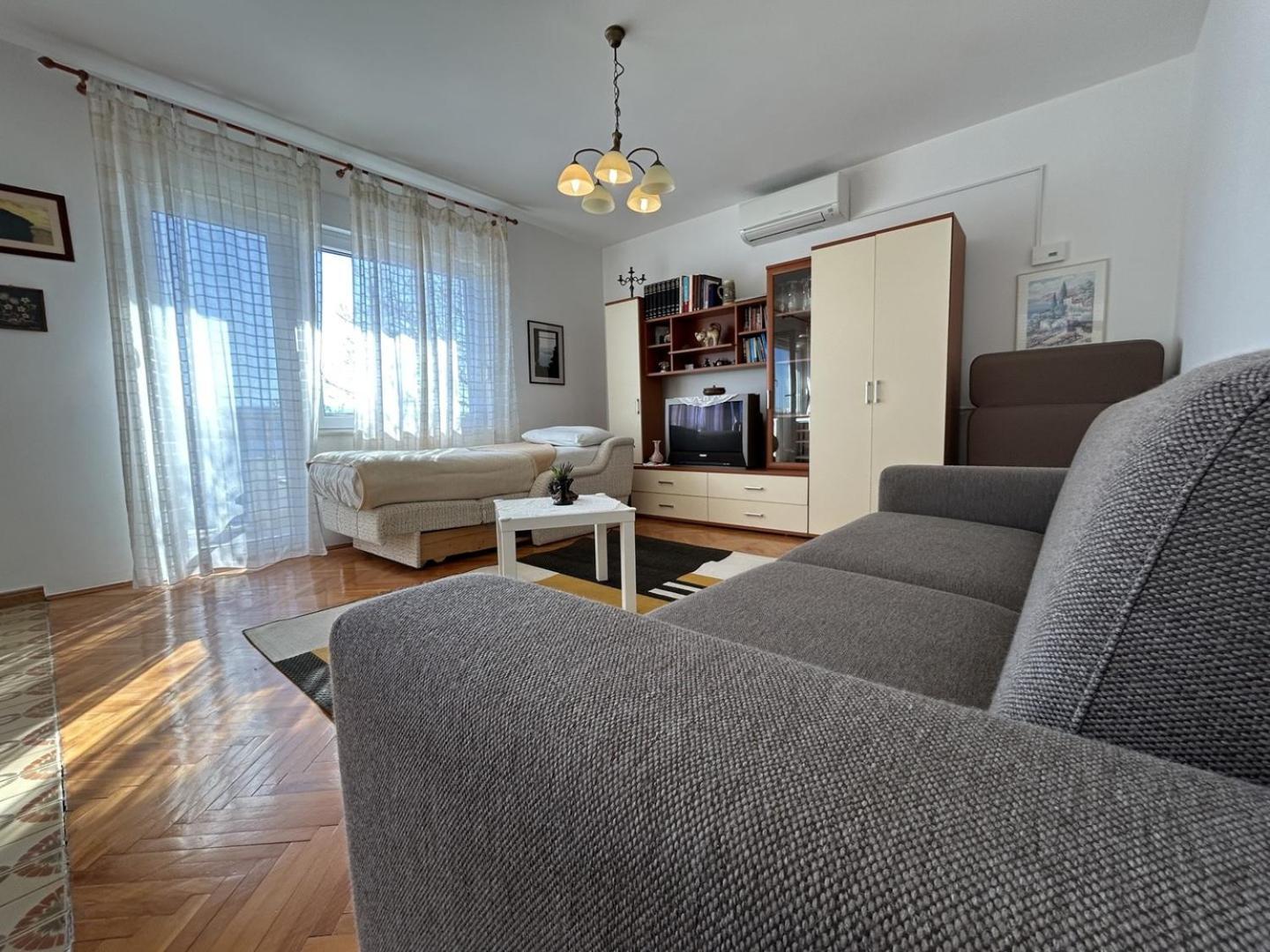 Azure Apartments By The Sea Near City Omiš Dış mekan fotoğraf